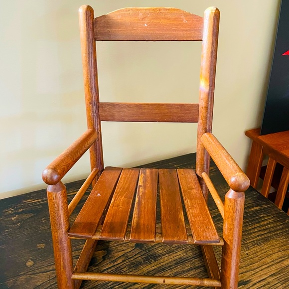 Vintage Solid Wood Children‘s Rocking Chair❤️